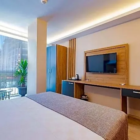 Rush Hotel