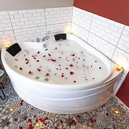 Rush Hotel 3*