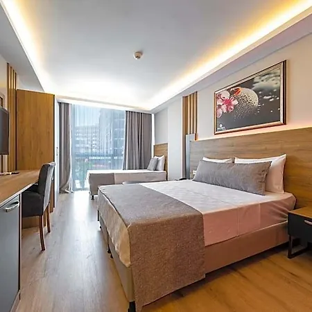 Rush Hotel 3*
