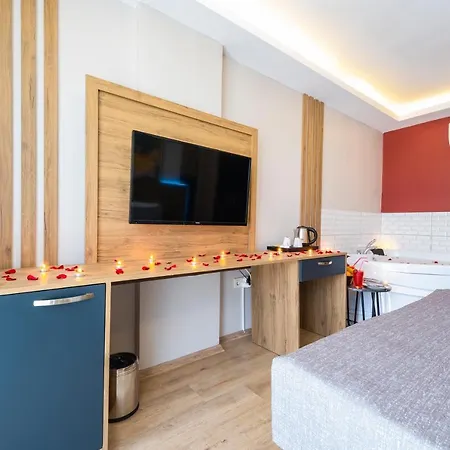 Rush Hotel Istanboel