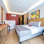 Rush Hotel 3*